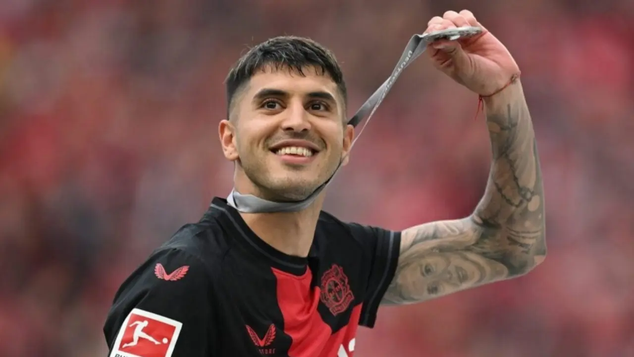 Fenerbahçe'ye yeni orta saha: Exequiel Palacios