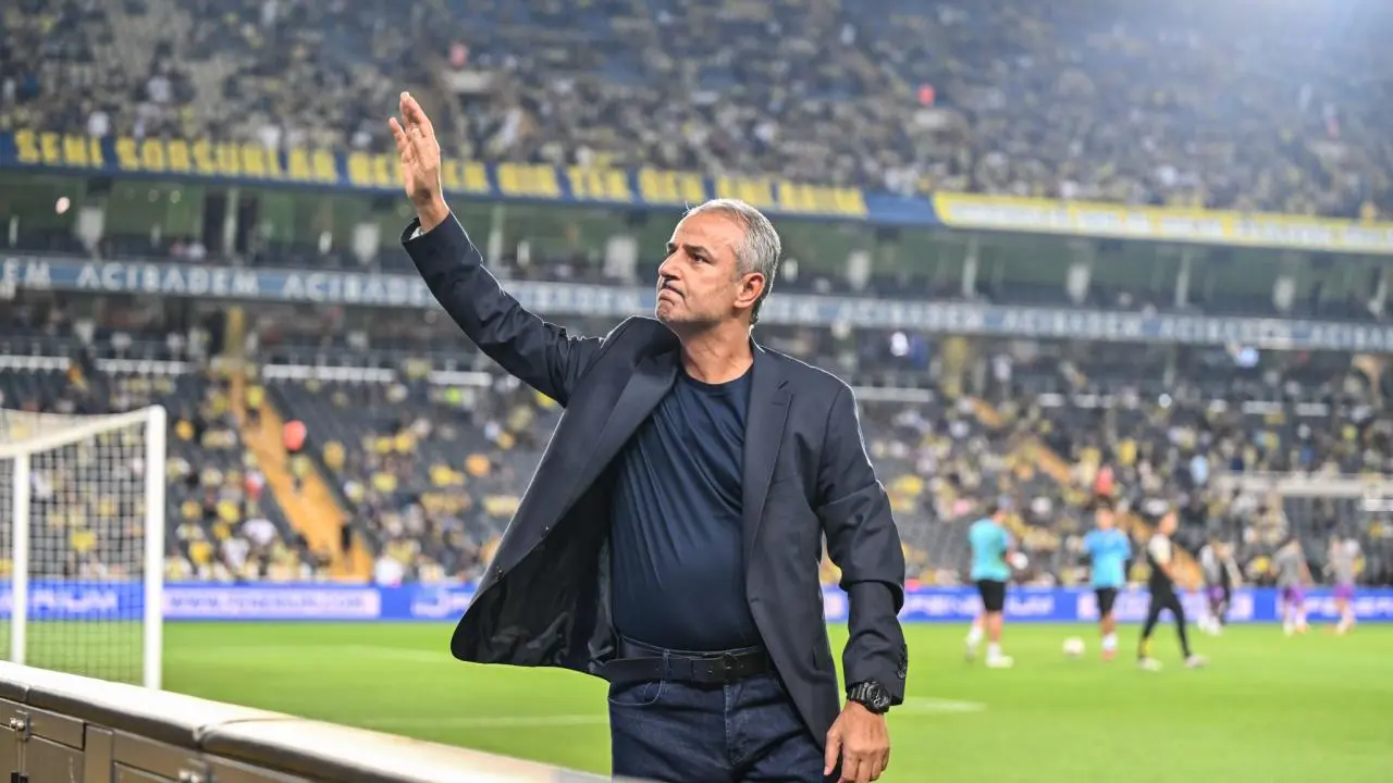 Fenerbahçe'nin yeni teknik direktörü saat 13.00'te belli oluyor - HaberX
