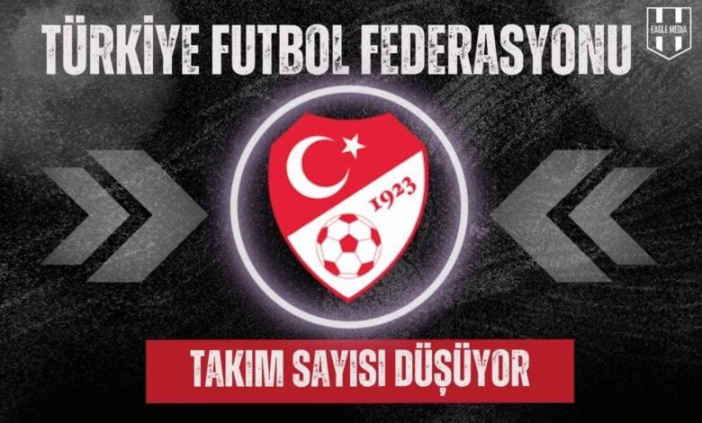 TFF binası önünde Türkiye Futbol Federasyonu logosu ve dalgalanan FIFA bayrakları; profesyonel liglerde takım sayısının azaltılacağı reform kararının ardından çekilen simgesel kare.