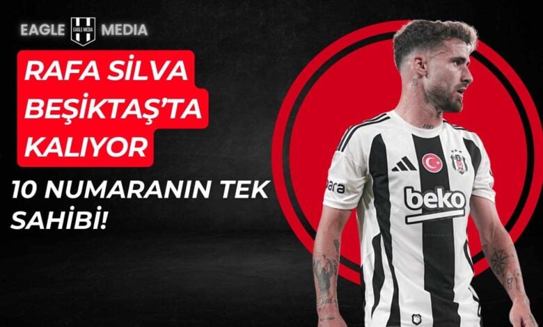 Beşiktaş formasıyla sırt numarası 27 olan Rafa Silva, sahada koşarken görüntüleniyor. UEFA Avrupa Ligi hedefi doğrultusunda yeni sezonda takımın merkez oyuncusu olarak görev yapacak olan Portekizli yıldız, bu sezon 43 maçta 15 gol ve 11 asistle öne çıktı.