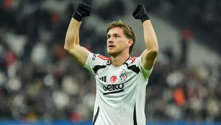 Beşiktaş’ın altyapısından yetişen ve son yıllarda gösterdiği çıkışla dikkatleri üzerine çeken Semih Kılıçsoy, sezon sonunda Avrupa’nın yolunu tutmaya hazırlanıyor. Siyah-beyazlıların büyük umut bağladığı 19 yaşındaki golcüye Premier Lig’den yoğun ilgi var.