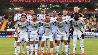Beşiktaş futbol takımı, Alanyaspor deplasmanında oynanan Trendyol Süper Lig maçında sahaya çıkan ilk 11’le takım fotoğrafı veriyor. Görselin üst kısmında "Avrupa Ligi ve Süper Kupa İçin Son 2 Hafta!" yazısı yer alıyor.