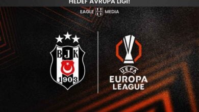 Beşiktaş ve UEFA Avrupa Ligi logolarının yan yana yer aldığı, arka planında siyah ve turuncu geometrik desenlerin bulunduğu görsel. Üst kısımda “Hedef Avrupa Ligi!” başlığı dikkat çekiyor. Görsel, Beşiktaş’ın UEFA Avrupa Ligi yolculuğunu ve Avrupa hedefini simgeliyor.
