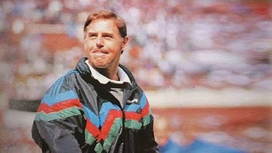 16 Mayıs 1992'de, Beşiktaş, Türk futbol tarihinde eşi benzeri olmayan bir başarıya imza atarak Süper Lig'de namağlup şampiyonluğunu ilan etti. Bu zafer, sadece bir sezonun değil, aynı zamanda bir dönemin ve futbol anlayışının simgesi haline geldi.