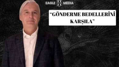 Deniz Erda, koyu ceket ve beyaz gömlekle poz verirken görülüyor. Arka planda Eagle Media logosu ve “Gönderme bedellerini karşıla” ifadesi yer alıyor.