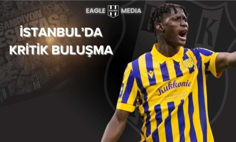Dunajska Streda formasıyla mücadele eden Mahmudu Bajo’nun saha içindeki mücadeleci pozu, arka planda Beşiktaş logoları ve “İstanbul’da Kritik Buluşma” başlığı yer almakta. Beşiktaş’ın transfer listesinde yer alan genç oyuncunun İstanbul’daki transfer görüşmeleri öne çıkarılıyor.