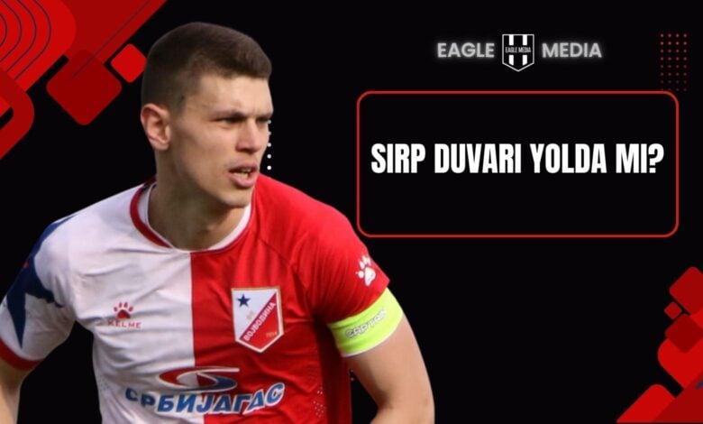 Ranko Veselinović, kırmızı-beyaz Vojvodina formasıyla maç sırasında görüntüleniyor; görselde “Sırp Duvarı Yolda mı?” başlığı yer alıyor.