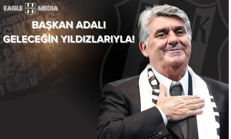 Beşiktaş Başkanı Serdal Adalı, siyah-beyaz atkısıyla gülümsüyor. Arka planda Basketbol Gençler Ligi şampiyonu genç oyuncuların kolajı ve “Başkan Adalı Geleceğin Yıldızlarıyla!” başlığı yer alıyor.