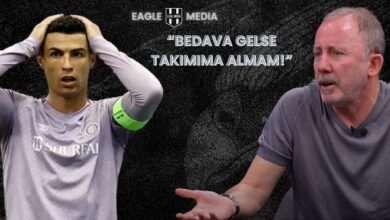 Sergen Yalçın, KAFA Sports programında Cristiano Ronaldo’yu eleştirirken, Ronaldo şaşkın bir ifadeyle ellerini başına koymuş şekilde görünüyor. Görselde “Bedava gelse takımıma almam!” ifadesi öne çıkıyor.