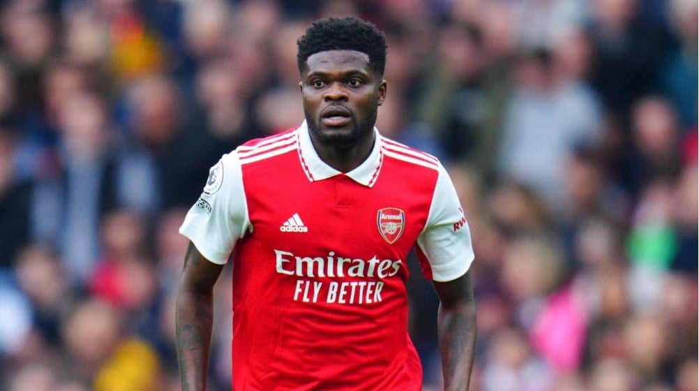 Gözler O İsimde! 2 Beşiktaş, yaz transfer döneminde orta saha hattını güçlendirmek için önemli bir adım attı. Siyah-beyazlı ekip, şu anda serbest statüde olan Thomas Partey ile temasa geçti ve resmi teklifini iletti. Gözler O İsimde!
Thomas Partey