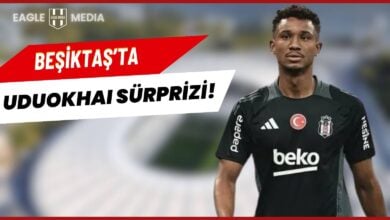 Beşiktaş formasıyla poz veren Felix Uduokhai'nin yer aldığı görsel. Üst kısımda kırmızı-beyaz bant içinde "Beşiktaş'ta Uduokhai Sürprizi!" başlığı bulunuyor. Görsel, Alanyaspor maçı hazırlıkları sırasında Uduokhai'nin takıma dönüşünü vurguluyor.