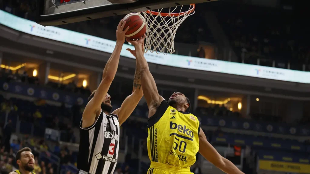Ev Sahibi İlk 2 Maçta Fenerbahçe
