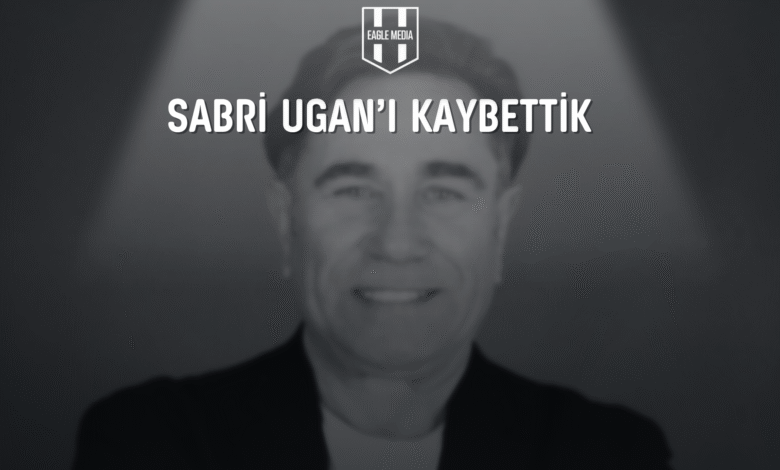 Efsane Spiker Sabri Ugan Hayatını Kaybetti 1 62 yaşındaki Sabri Ugan, yaklaşık üç aydır sürdürdüğü kanser tedavisi sonrasında tedavi gördüğü hastanede yaşamını yitirdi. Sakarya doğumlu usta spiker, son günlerde yoğun bakımda entübe edilerek tedavi görüyordu. 62 yaşındaki Sabri Ugan, yaklaşık üç aydır sürdürdüğü kanser tedavisi sonrasında tedavi gördüğü hastanede yaşamını yitirdi. Sakarya doğumlu usta spiker, son günlerde yoğun bakımda entübe edilerek tedavi görüyordu.
