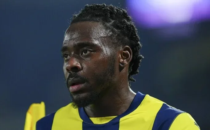 Osayi Samuel Bin Pişman! 2 Bright Osayi-Samuel’in Beşiktaş’tan gelen teklifi kabul etmemesi, oyuncu için büyük bir pişmanlık kaynağı oldu. Birmingham City ise bu durumu fırsat bilip Osayi-Samuel’e yıllık 600 bin poundluk cazip bir teklif sundu. Osayi Samuel bin pişman!
Osayi samuel