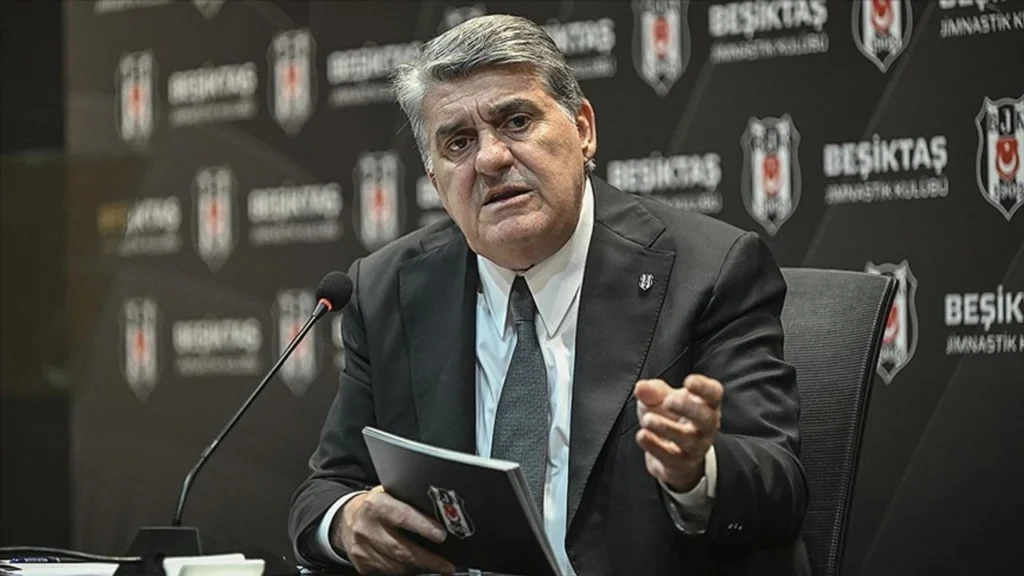 Ajax, Beşiktaş’ın Genç Yıldızına Teklifte Bulundu! 2 Beşiktaş Başkanı Serdal Adalı, Ajax'ın Mustafa Erhan Hekimoğlu için yaptığı teklife hayır dedi! Hollandalı devi, genç yetenek için girişimde bulunmuş ancak siyah-beyazlı kulüpten olumsuz yanıt aldı. Serdal Adalı'dan Net Tavır