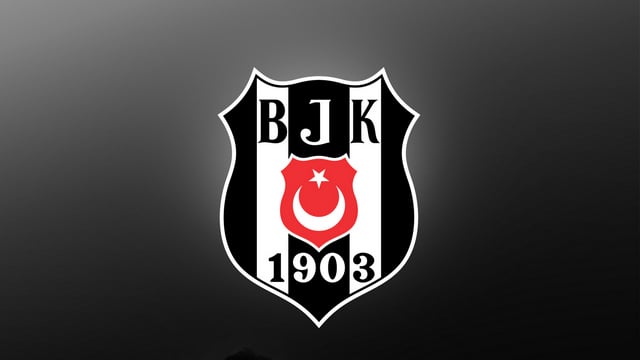Beşiktaş'tan 3 Yıllık Bomba İmza! Misli Anlaşması Detayları 2 Beşiktaş, Misli ile 3 sezonluk dev sponsorluk anlaşmasını duyurdu! Anlaşma kapsamında Misli, hem erkek hem de kadın takımlarının sponsoru olarak siyah-beyazlılarla yol alacak. Sol Kol Sponsorluğu