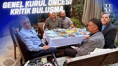 Ahmet Nur Çebi, Engin Baltacı ve eski Beşiktaş yöneticileri, Olağanüstü Genel Kurul öncesinde açık havada düzenlenen toplantı yemeğinde bir araya geldi.