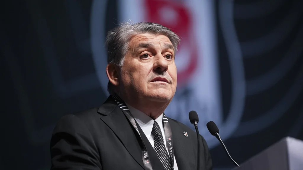 Beşiktaş’ta Transfer Harekâtı Başlıyor! Adalı: "Talimatı Verdik, Hemen Başlıyoruz" 2 Beşiktaş’ta gerçekleştirilen olağanüstü genel kurulun ardından gözler bir kez daha transfer çalışmalarına çevrildi. Başkan Serdal Adalı, yaptığı özel açıklamalarda, hem kulübün mali yapılanması hem de yeni sezon planlamaları hakkında önemli detaylar paylaştı. Beşiktaş’ta gerçekleştirilen olağanüstü genel kurulun ardından gözler bir kez daha transfer çalışmalarına çevrildi. Başkan Serdal Adalı, yaptığı özel açıklamalarda, hem kulübün mali yapılanması hem de yeni sezon planlamaları hakkında önemli detaylar paylaştı.