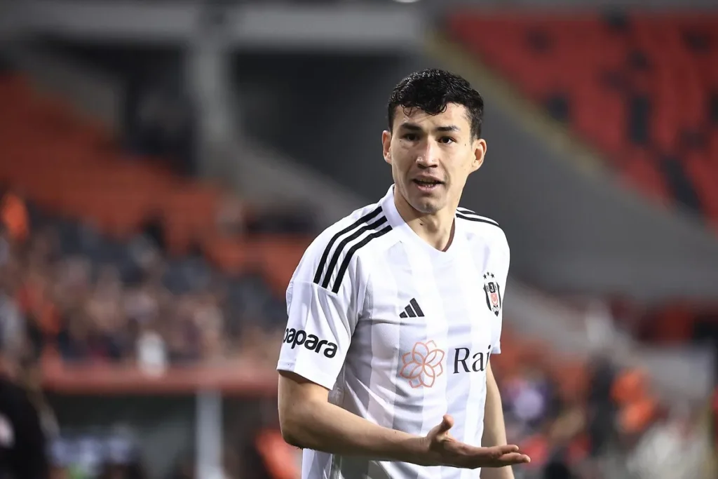 Bahtiyar Kontrol İçin Ayrıldı!
Bahtiyar Zaynutdinov