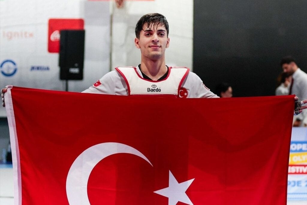 Buğra Coşgungönül,