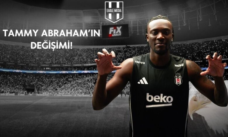 Tammy Abraham'ın Değişimi 1 Tammy Abraham’ın sakatlık öncesi ve sonrası performans verileri dikkat çekici farklar ortaya koyuyor. 2021/22 sezonunda Roma forması giydiği dönemde, maç başına ortalama 32 kez ayağına top geliyordu. Bu sezonda toplam 27 gol kaydeden İngiliz forvet, takımın hücum hattında sık sık topla buluşan, etkili bir rol üstlenmişti. Tammy Abraham'ın Değişimi!