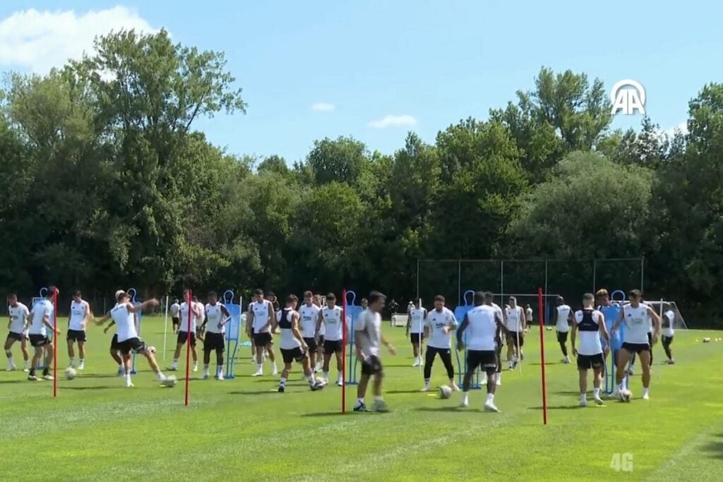 Beşiktaş Yeni Sezon Hazırlıklarını Sürdürüyor