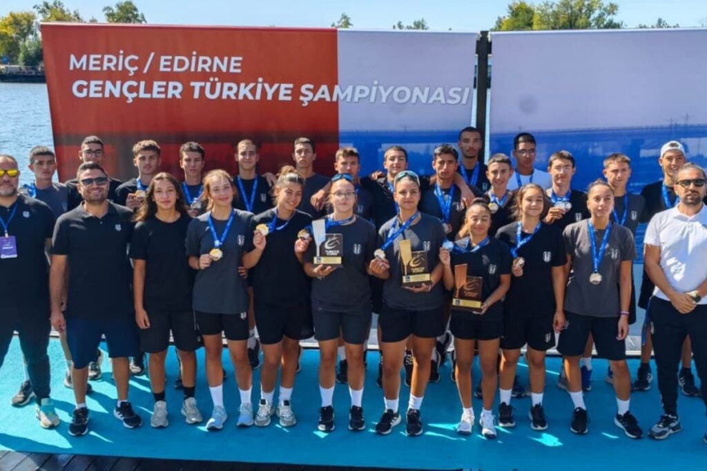 Beşiktaş kürek