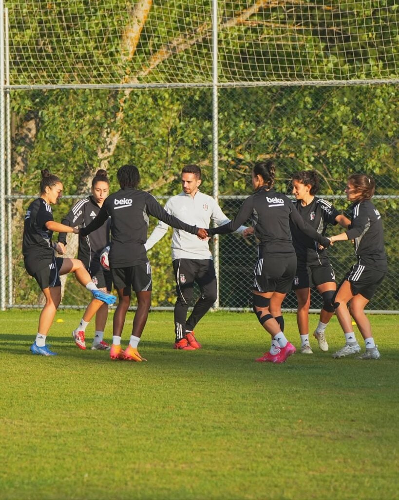 Beşiktaş Kadın Futbol Takımı Antrenman