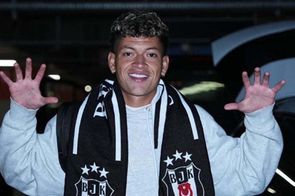 Elan Ricardo