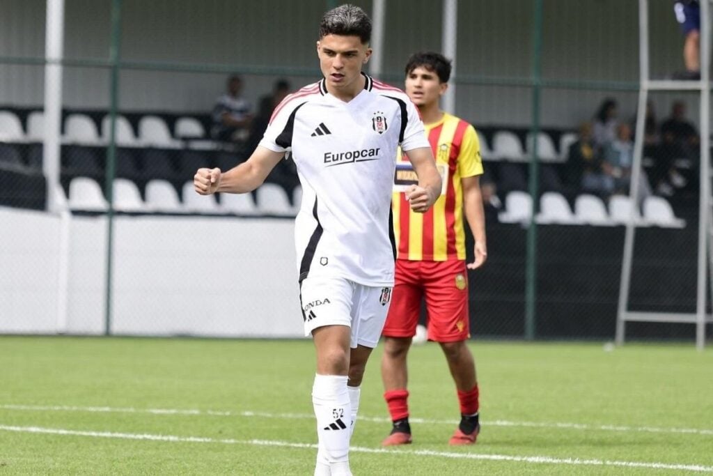 Devrim şahin