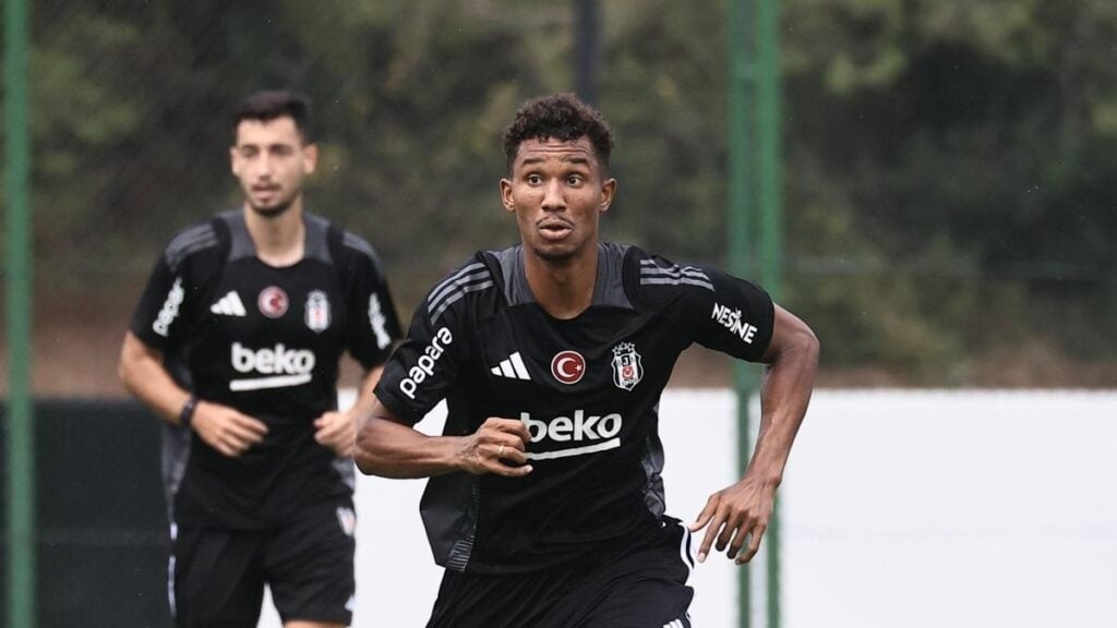 UEFA'dan Beşiktaş'a Çarpıcı Ceza!